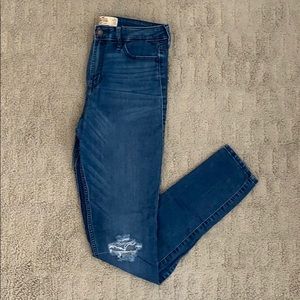Hollister Distressed Skinny Jeans LONG